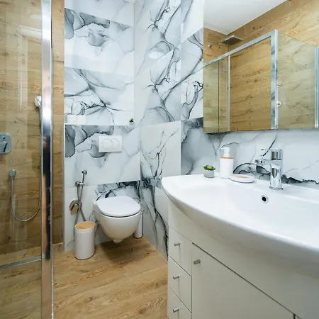 Design 150m2 Three-bedroom - Titova Street Appartement *